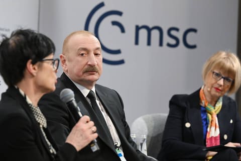 İlham Əliyev Münxen Təhlükəsizlik Konfransı çərçivəsində panel müzakirələrdə çıxış edib - YENİLƏNİB 3