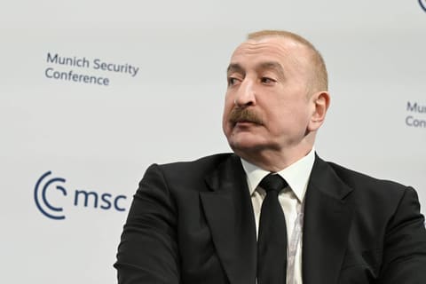 İlham Əliyev Münxen Təhlükəsizlik Konfransı çərçivəsində panel müzakirələrdə çıxış edib - YENİLƏNİB 3