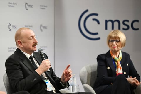 İlham Əliyev Münxen Təhlükəsizlik Konfransı çərçivəsində panel müzakirələrdə çıxış edib - YENİLƏNİB 3