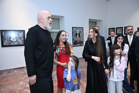 Tiranada MAMA “Ana təbiət” beynəlxalq incəsənət sərgisi açılıb