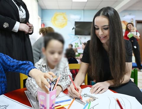 Leyla Əliyeva Tiranada “Hannah və Rosafa” uşaq evini və "Mother Teresa" Universitet Xəstəxana Mərkəzini ziyarət edib
