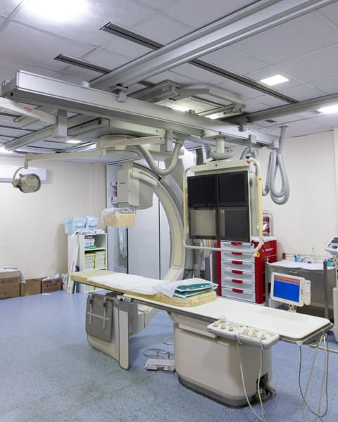 Avropa Beynəlxalq Hospitalı innovativ tibbin mərkəzinə çevrilir - FOTOLAR