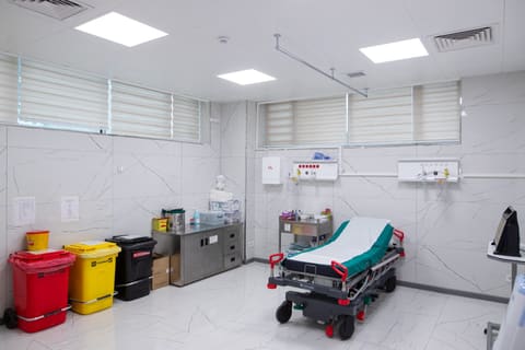 Avropa Beynəlxalq Hospitalı innovativ tibbin mərkəzinə çevrilir - FOTOLAR