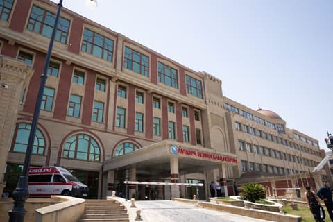 Avropa Beynəlxalq Hospitalı innovativ tibbin mərkəzinə çevrilir - FOTOLAR