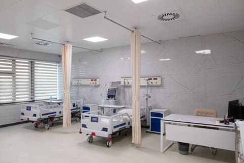Avropa Beynəlxalq Hospitalı innovativ tibbin mərkəzinə çevrilir - FOTOLAR