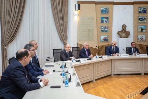 Naxçıvanda ümumi gücü 50 meqavat olan Günəş elektrik stansiyaları layihələri üzrə müqavilələr imzalanıb