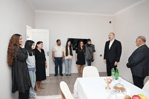 İlham Əliyev Xocavənd kəndində görülmüş işlərlə tanış olub - YENİLƏNİB  - FOTOLAR