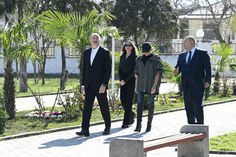 İlham Əliyev Xocavənd şəhər və Xocavənd kənd sakinləri ilə görüşüb - FOTOLAR