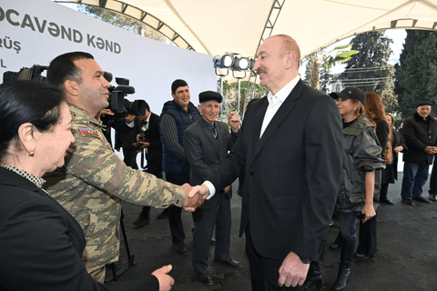 İlham Əliyev Xocavənd şəhər və Xocavənd kənd sakinləri ilə görüşüb - FOTOLAR