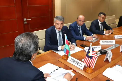 Azərbaycanla Malaziya arasında əməkdaşlığın inkişafı müzakirə olunub - FOTOLAR