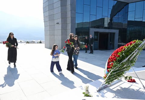 İlham Əliyev Xocalı Soyqırımı Memorialının açılışında iştirak edib - YENİLƏNİB 4