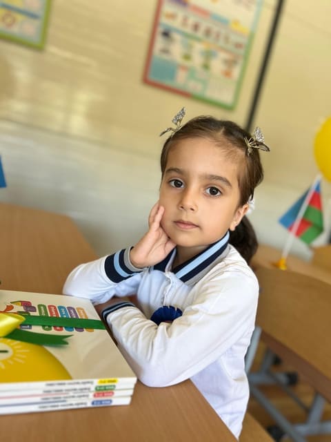 Zəfərin sədası sinif otaqlarından gəlir: Kəlbəcərdə yeni məktəb - FOTOLAR