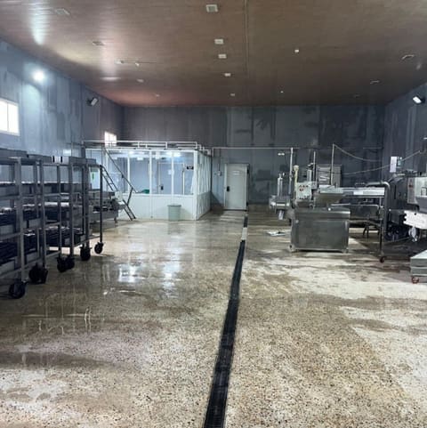 "BFT Cheesella” MMC-yə məxsus süd və süd məhsullarının emalı müəssisəsində yoxlama keçirilib
