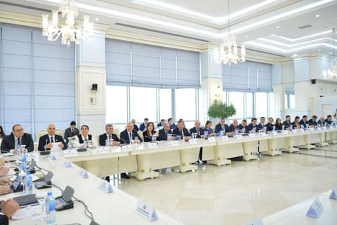 Milli Məclisdə turizmin inkişaf perspektivlərinə dair ictimai dinləmə keçirilib