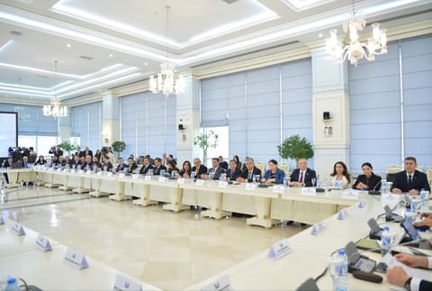 Milli Məclisdə turizmin inkişaf perspektivlərinə dair ictimai dinləmə keçirilib