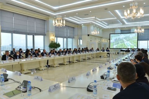 Milli Məclisdə turizmin inkişaf perspektivlərinə dair ictimai dinləmə keçirilib