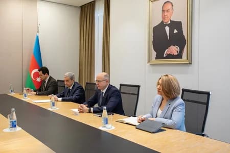 Pərviz Şahbazov "Total Energies"in baş vitse-prezidenti ilə "Abşeron" yatağını müzakirə edib