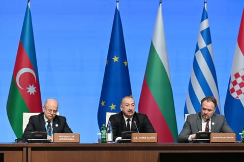Bakıda Cənub Qaz Dəhlizi və Yaşıl Enerji Məşvərət Şuralarının iclasları keçirilib, Prezident tədbirdə iştirak edib - YENİLƏNİB 2