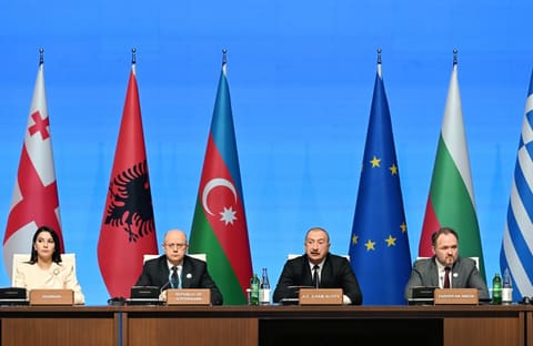Bakıda Cənub Qaz Dəhlizi və Yaşıl Enerji Məşvərət Şuralarının iclasları keçirilib, Prezident tədbirdə iştirak edib - YENİLƏNİB 2
