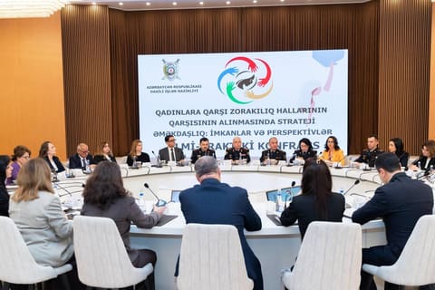 Qadınlara qarşı zorakılıq halları və görülən işlər müzakirə olunub