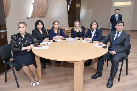 Elm və təhsil naziri yeni təyin olunan məktəb direktorları ilə görüşüb