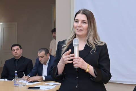 Elm və təhsil naziri yeni təyin olunan məktəb direktorları ilə görüşüb