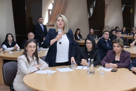Elm və təhsil naziri yeni təyin olunan məktəb direktorları ilə görüşüb