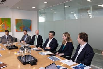 Azərbaycan və London arasında  hava nəqliyyatı infrastrukturuna investisiyaların cəlb edilməsi müzakirə edilib