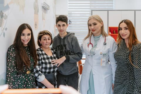 Leyla Əliyeva və Arzu Əliyeva “Leyla Medical Center”in Pediatriya Mərkəzində olublar