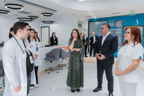 Leyla Əliyeva və Arzu Əliyeva “Leyla Medical Center”in Pediatriya Mərkəzində olublar