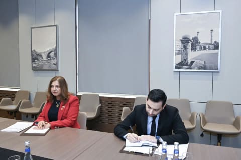 Ceyhun Bayramov Kolumbiyanın yeni səfirini qəbul edib
