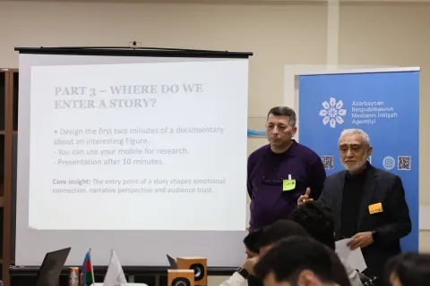 Media nümayəndələri üçün vörkşop keçirilib - FOTOLAR