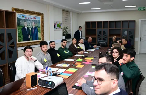 Media nümayəndələri üçün vörkşop keçirilib - FOTOLAR