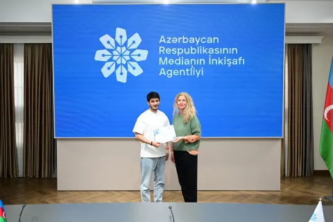 Media nümayəndələri üçün vörkşop keçirilib - FOTOLAR