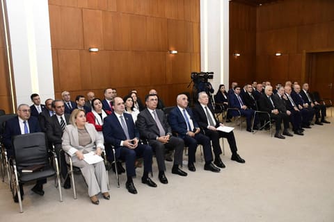 Yeni Azərbaycan Partiyasının İdarə Heyətinin iclası keçirilib