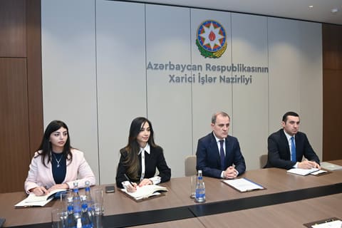 Ceyhun Bayramov BMT-nin Cenevrədəki Ofisinin baş direktoru ilə danışıqlar aparıb