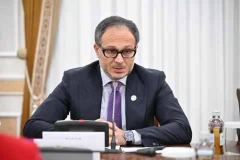 Azərbaycan, Qırğızıstan və Türkiyə parlamentəriləri rəsmi görüşlərə başlayıblar