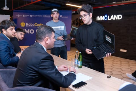 "ASAN xidmət"in 3-cü “RoboCode” düşərgəsi başa çatıb