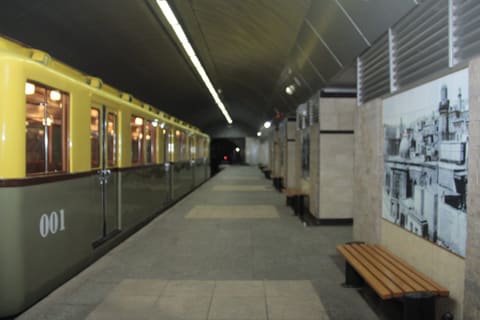 Bakı metrosunda retro vaqonlar nümayiş etdiriləcək