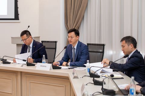 Pərviz Şahbazov “PowerChina Resources Ltd” rəhbərliyi ilə enerji layihələrini müzakirə edib - YENİLƏNİB