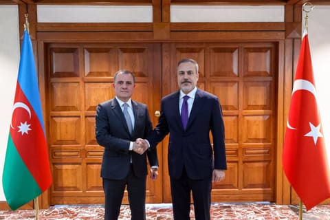 Ceyhun Bayramovla Hakan Fidan arasında Ər-Riyadda görüş keçirilib - YENİLƏNİB
