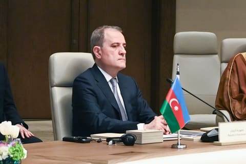 Ceyhun Bayramov Ər-Riyadda Nazirlərin Məşvərət Görüşündə iştirak edib