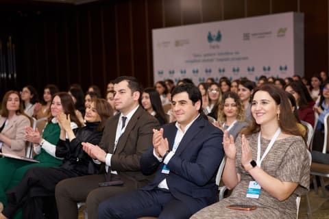 “Parla” təqaüd və inkişaf proqramına yeni qoşulan 50 tələbə qızla görüş keçirilib