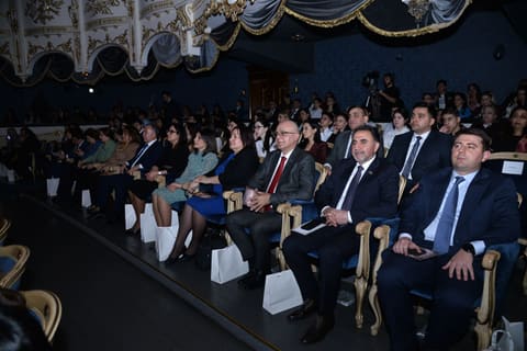 “Dəyərlərimizi qoruyaq: keçmişdən gələcəyə yurdum mənim” tamaşası təqdim olunub - FOTO