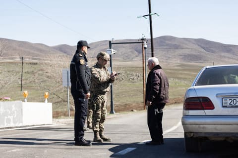 Polis əməkdaşları gücləndirilmiş iş rejimində xidmət edir