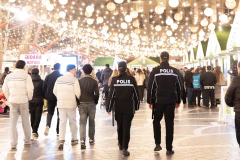 Polis əməkdaşları gücləndirilmiş iş rejimində xidmət edir