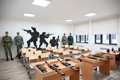 Prezident İlham Əliyev Şamaxı Avropa liseyinin yeni binasının açılışında iştirak edib