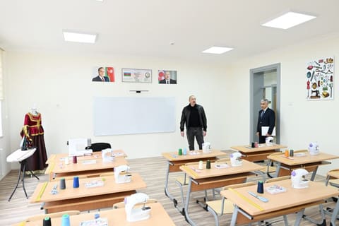 Prezident İlham Əliyev Şamaxı Avropa liseyinin yeni binasının açılışında iştirak edib