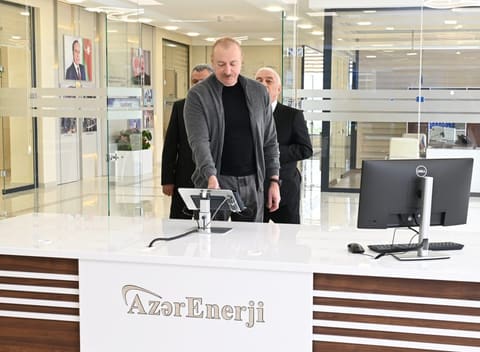 İlham Əliyev “Abşeron” Batareya Enerji Saxlanc Mərkəzinin açılışında iştirak edib