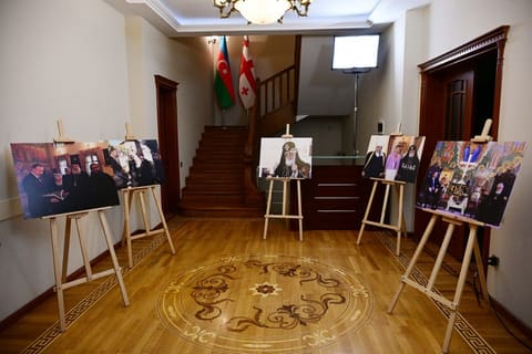  İlham Əliyev Gürcüstanın Azərbaycandakı səfirliyində olub, başsağlığı verib